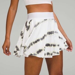 lululemon athletica White Skirt with Gray Tie-Dye Print